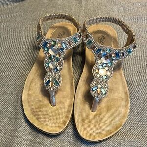Dressy flat sandals Size 40